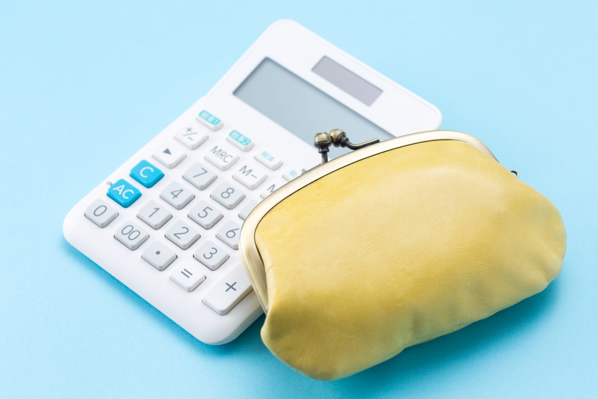 マウスピース矯正で八重歯を治す場合の費用のイメージ