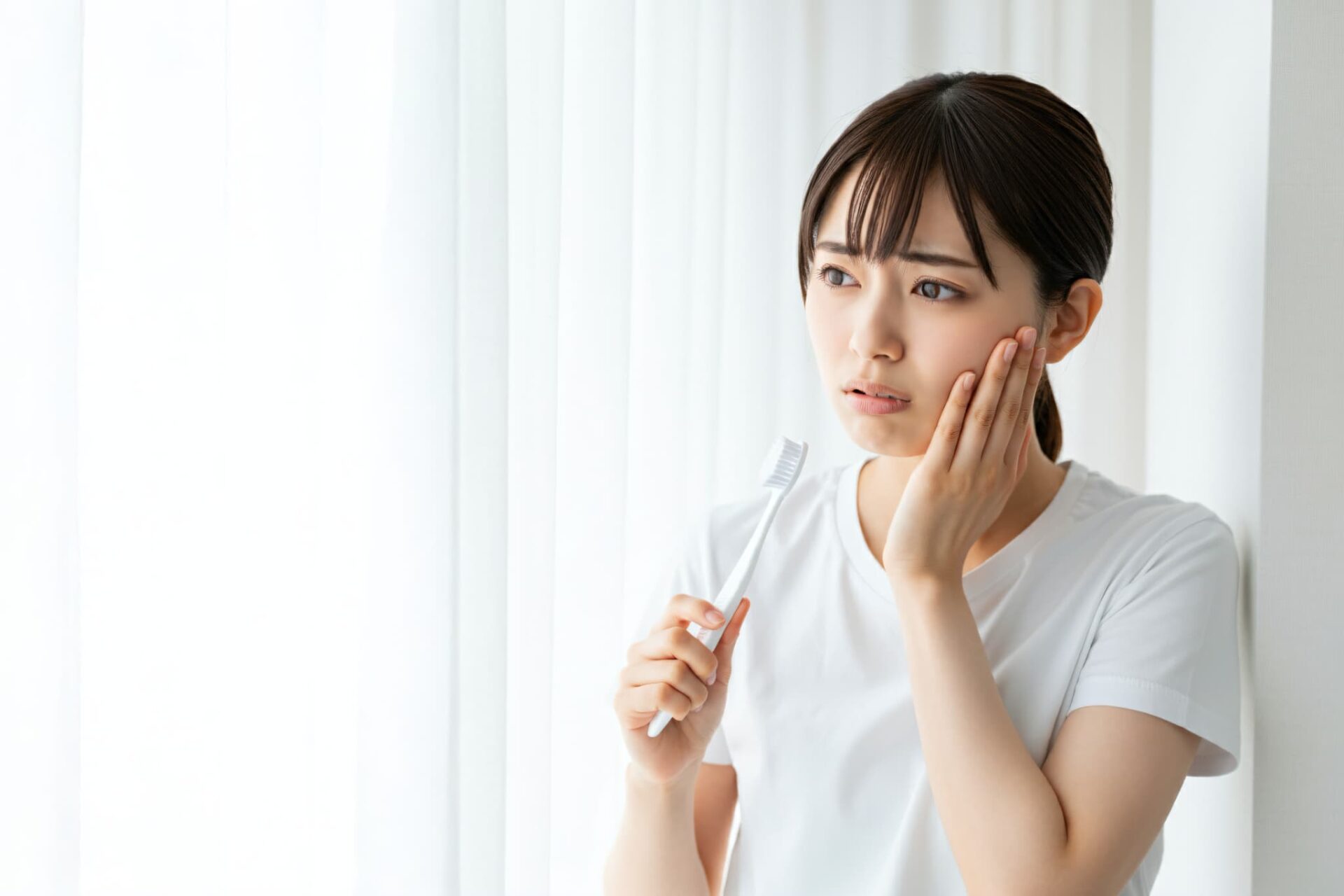 歯磨きをしたときに違和感がある女性